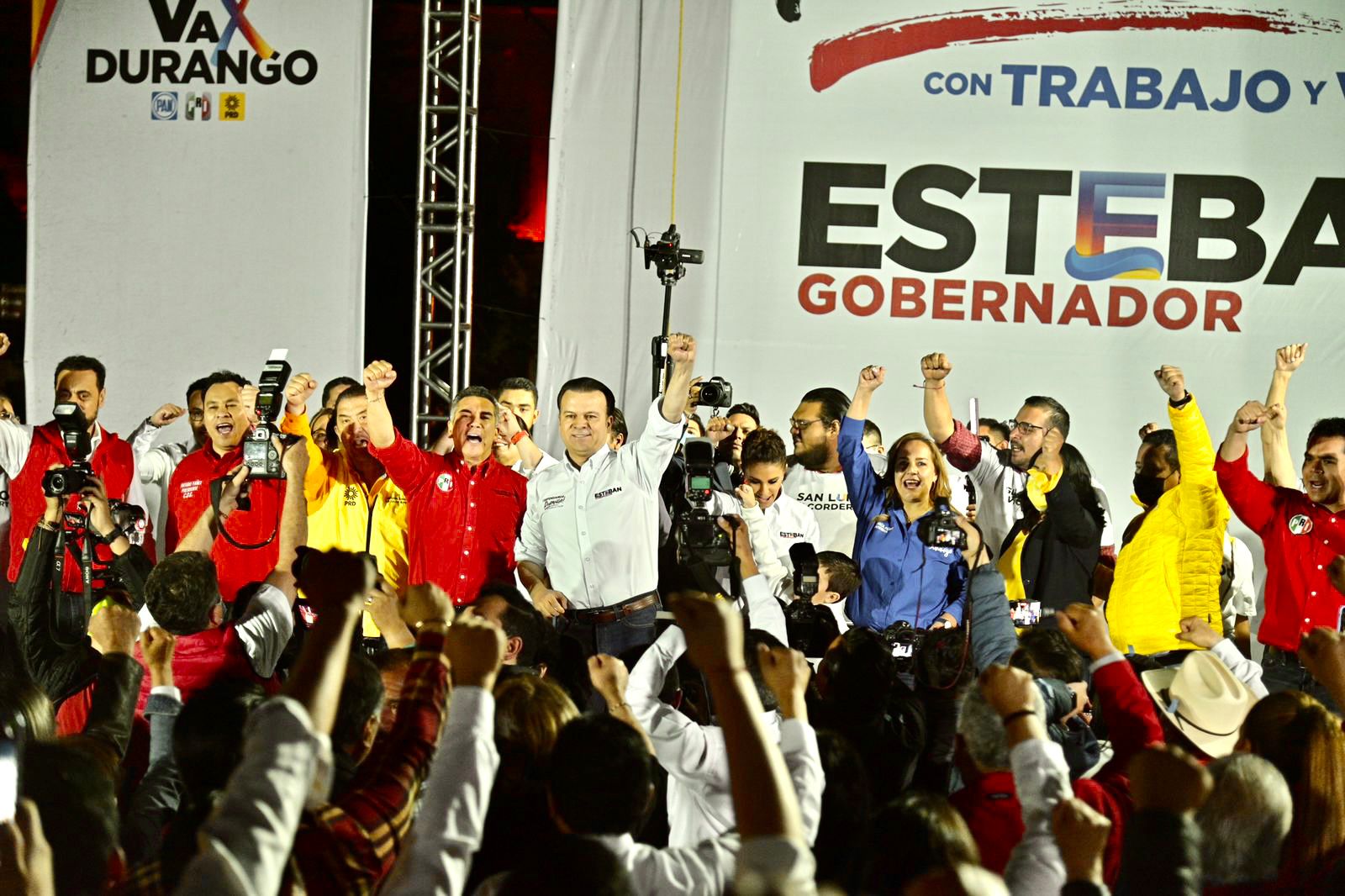 Esteban inicio de campaña 1